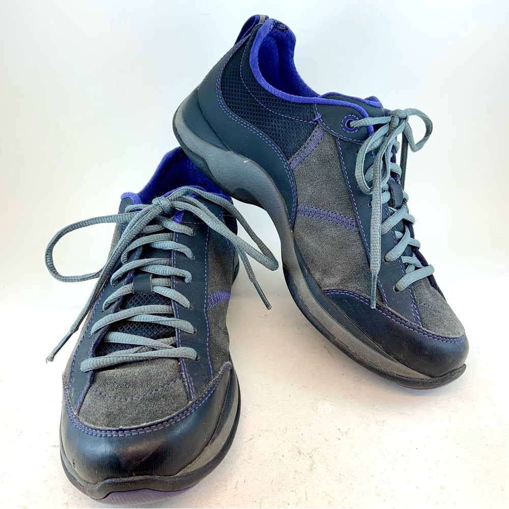 Dansko Gray Purple Sabrina Waterproof Suede Casual Sneakers size 40 9.5 10